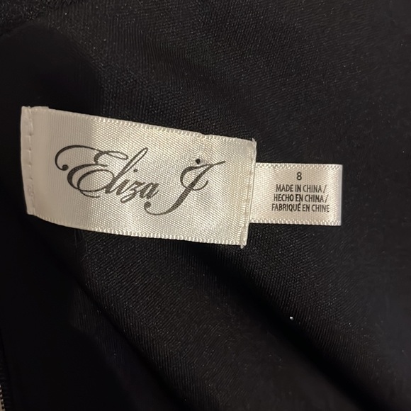 NWT Eliza J One-Shoulder Black Bell Sleeve Top - Picture 7 of 8